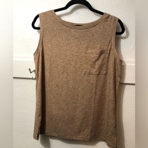 Brown tank top with pocket